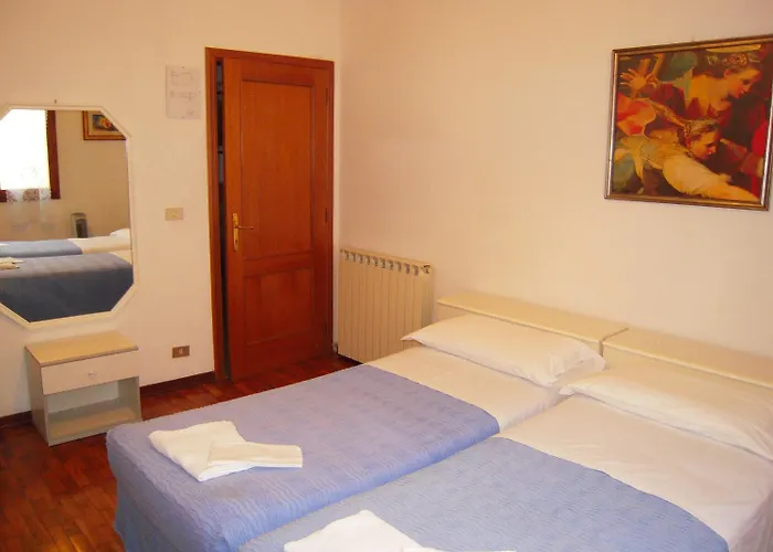 Riva Reno Гостевой дом 2*