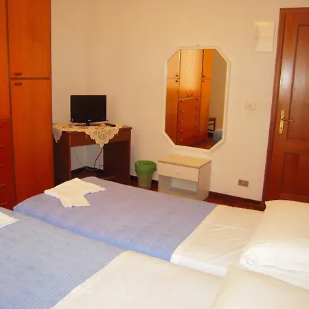 Riva Reno Gasthof 2*